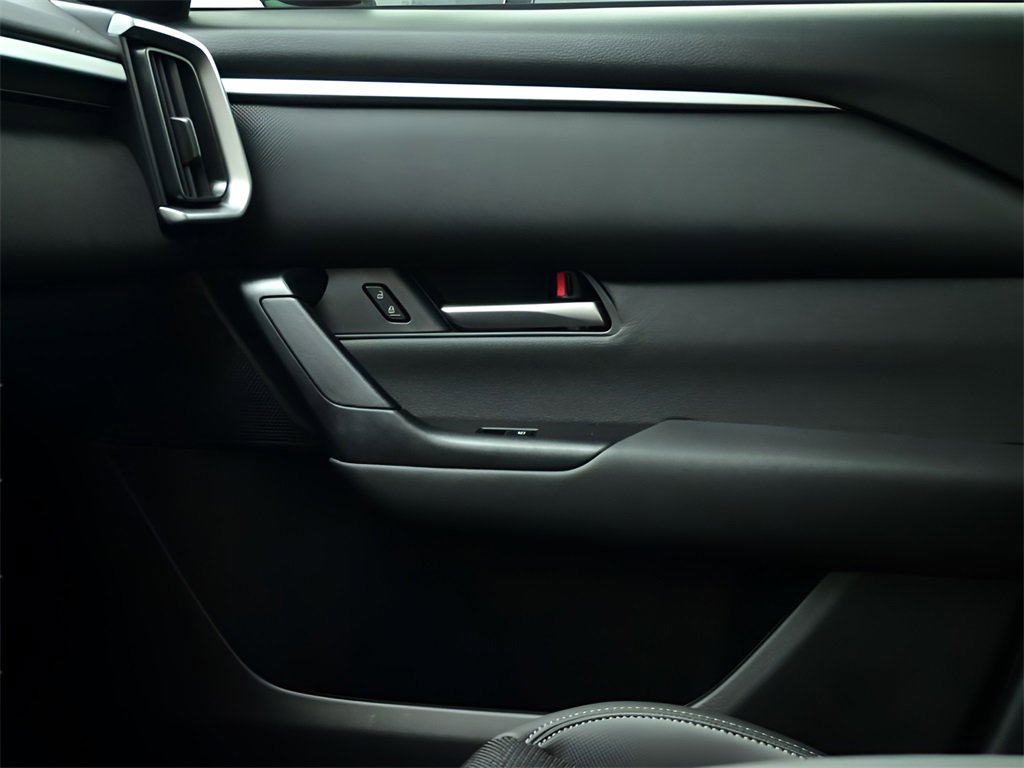 Certified 2025 MAZDA CX-50 2.5 Hybrid w/ Preferred Pkg image 24