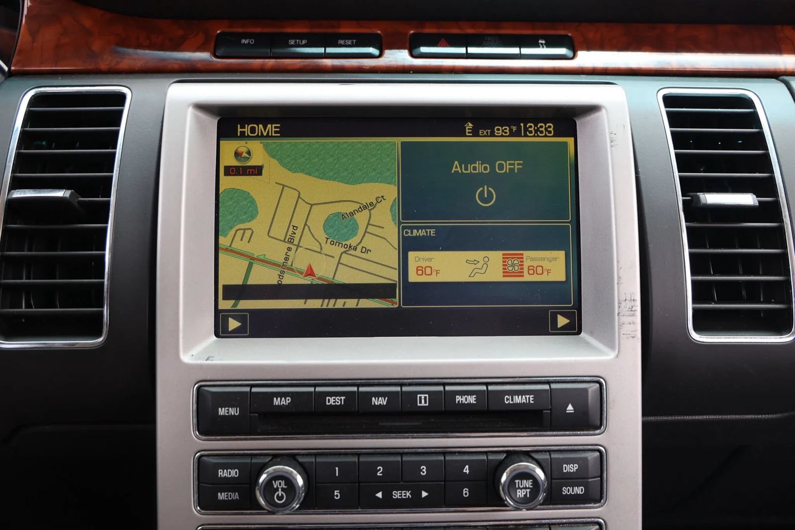 Used 2009 Ford Flex Limited FWD image 36