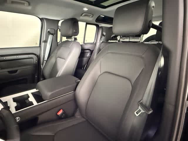 New 2026 Land Rover Defender 110 X-Dynamic SE AWD/4WD image 6