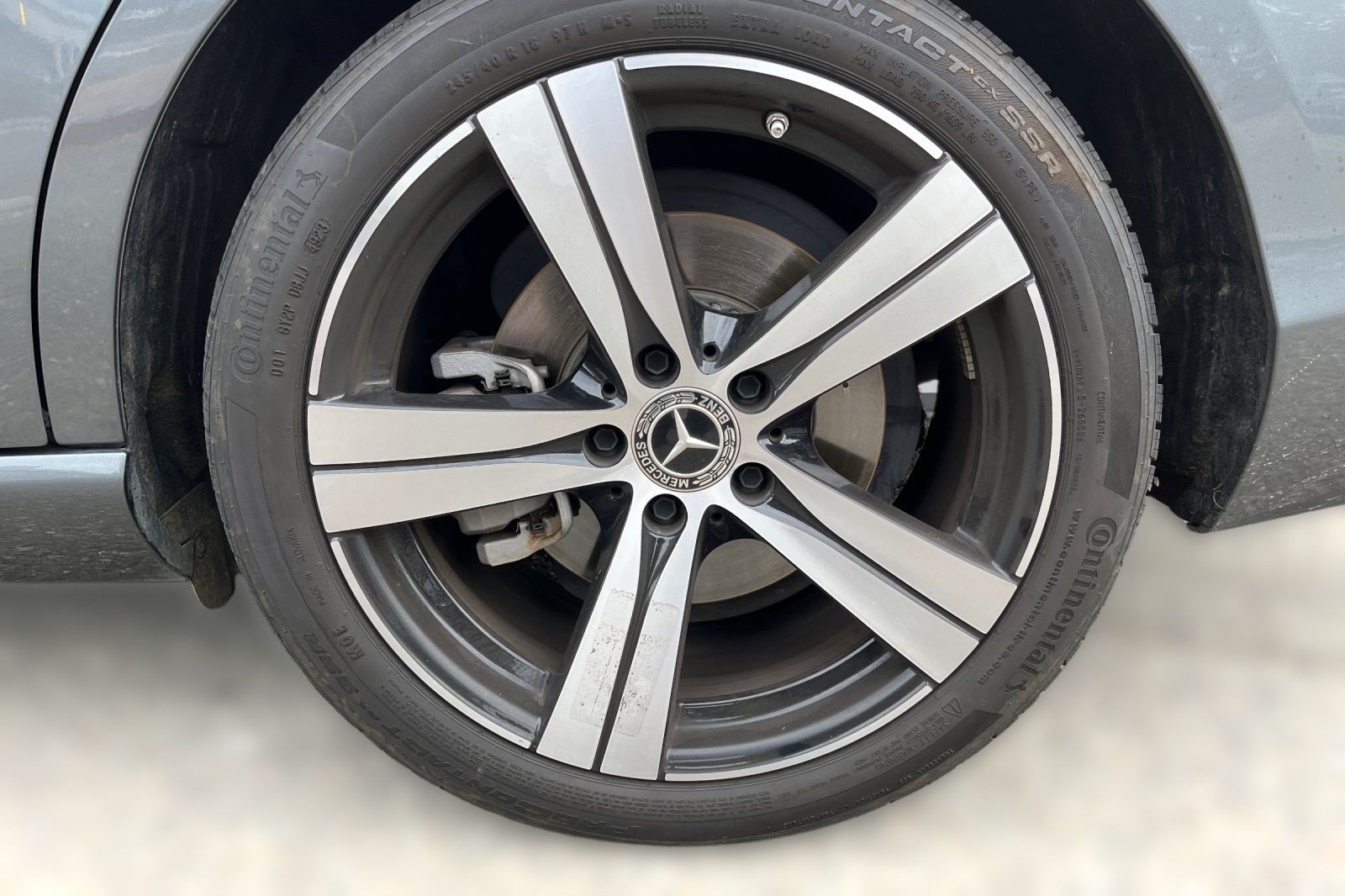 Used 2024 Mercedes-Benz C 300 Sedan image 6