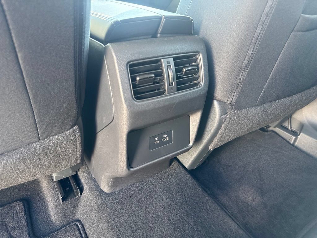 Used 2023 Nissan Rogue SV AWD/4WD image 27