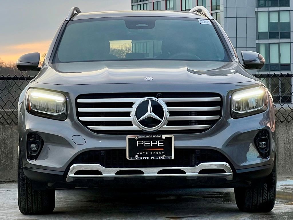 Certified 2026 Mercedes-Benz GLB 250 4MATIC image 3