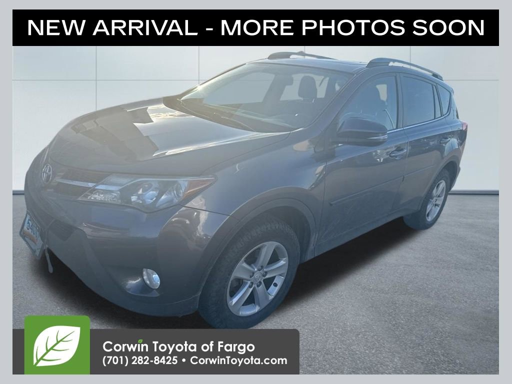 Used 2014 Toyota RAV4 XLE AWD/4WD image 1