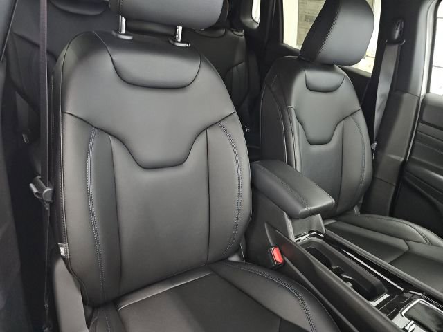 New 2026 Jeep Compass Limited image 13