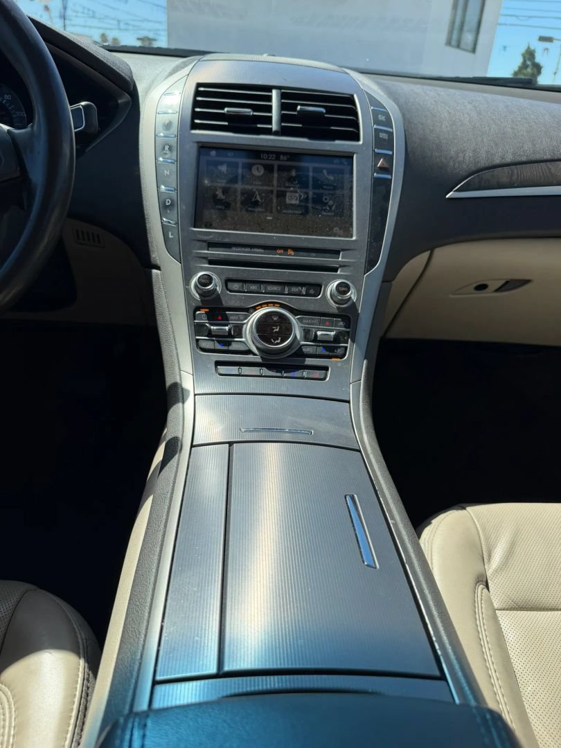 Used 2017 Lincoln MKZ Reserve w/ Climate Package FWD image 26