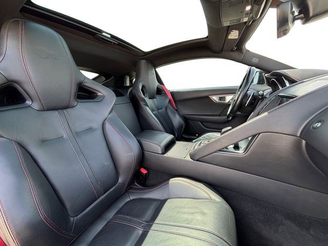 Used 2017 Jaguar F-TYPE R image 19