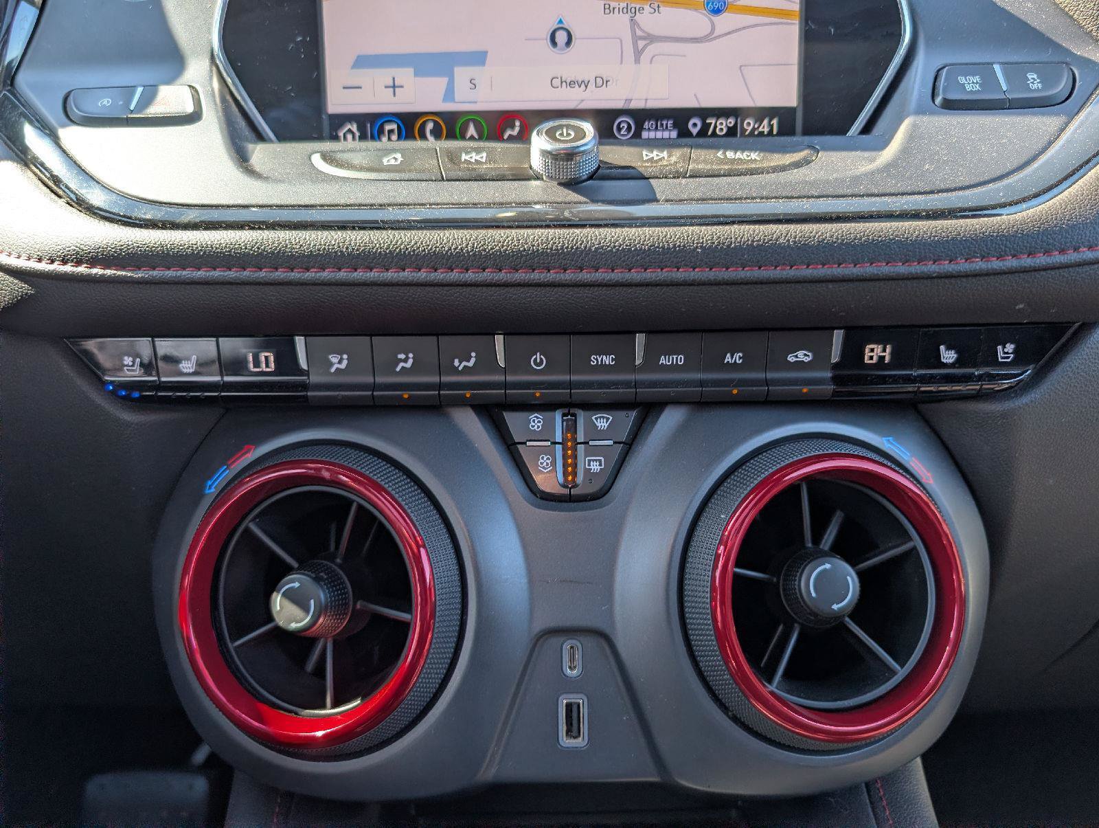 Used 2020 Chevrolet Blazer RS AWD/4WD image 16