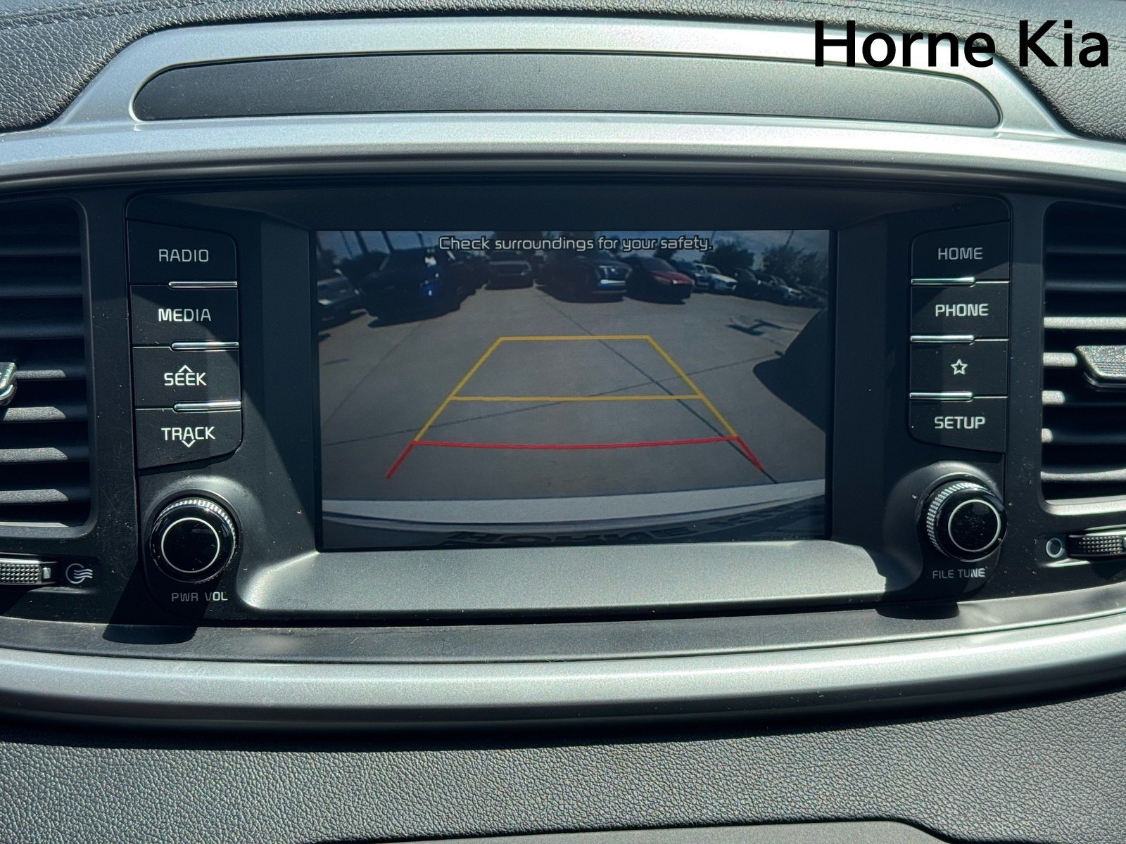 Used 2020 Kia Sorento LX w/ LX I4 Convenience Package FWD image 22