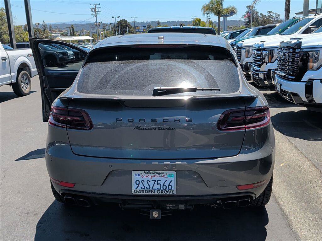 Used 2015 Porsche Macan Turbo AWD/4WD image 4