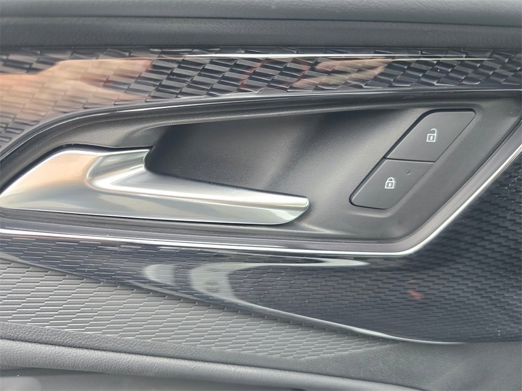 New 2025 Chevrolet Blazer EV LT image 19