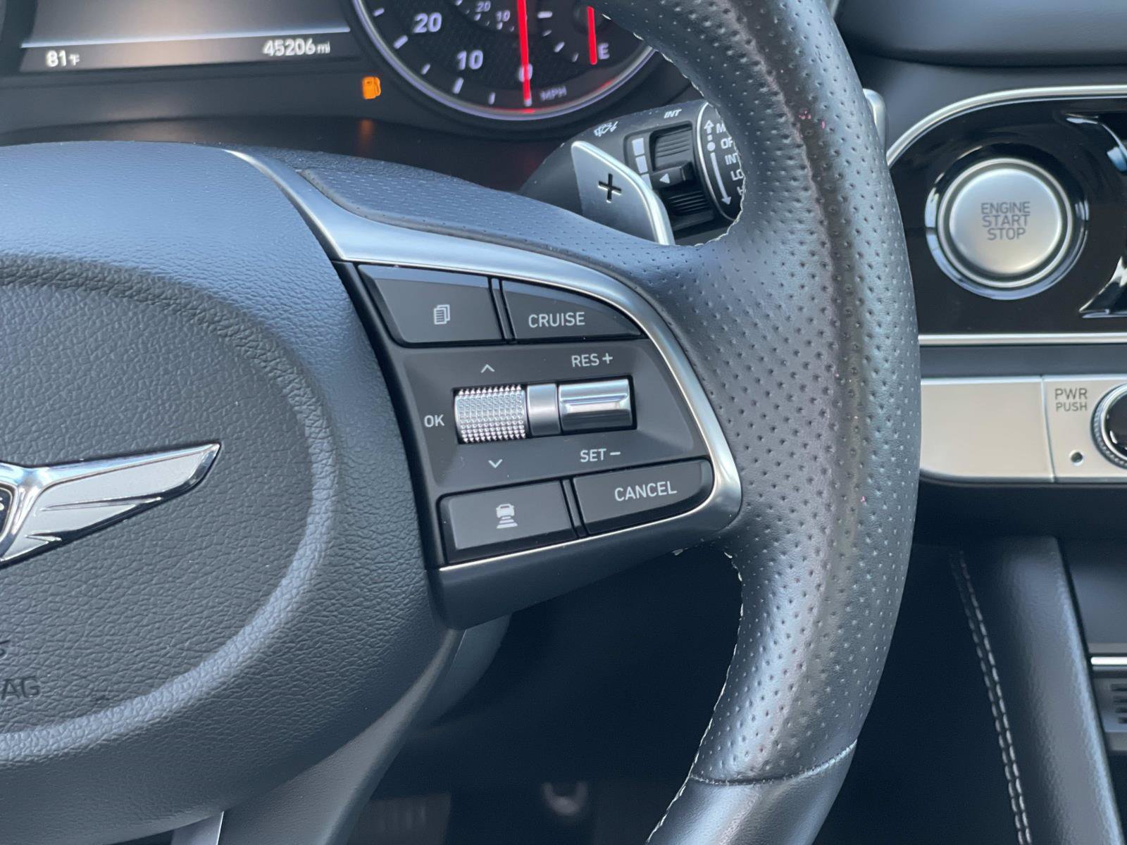 Used 2019 Genesis G70 2.0T Advanced RWD image 10