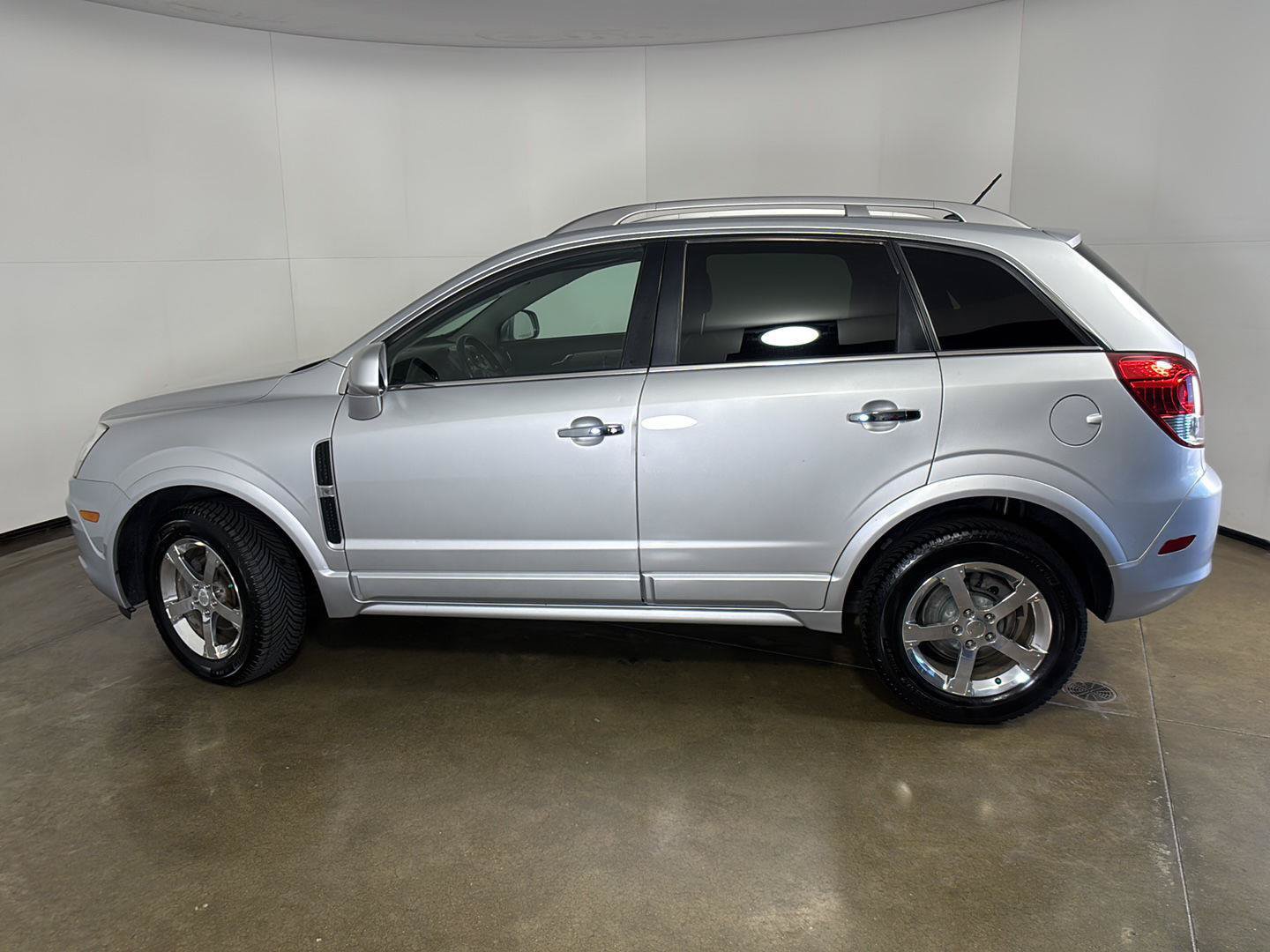 Used 2012 Chevrolet Captiva Sport LTZ AWD/4WD image 14