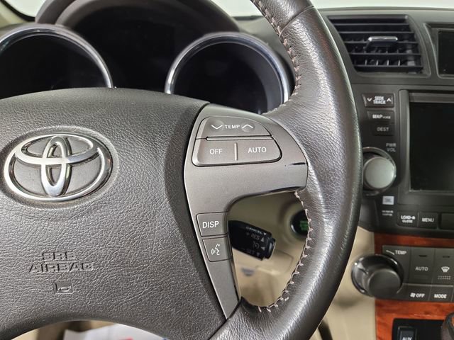 Used 2010 Toyota Highlander Limited image 23
