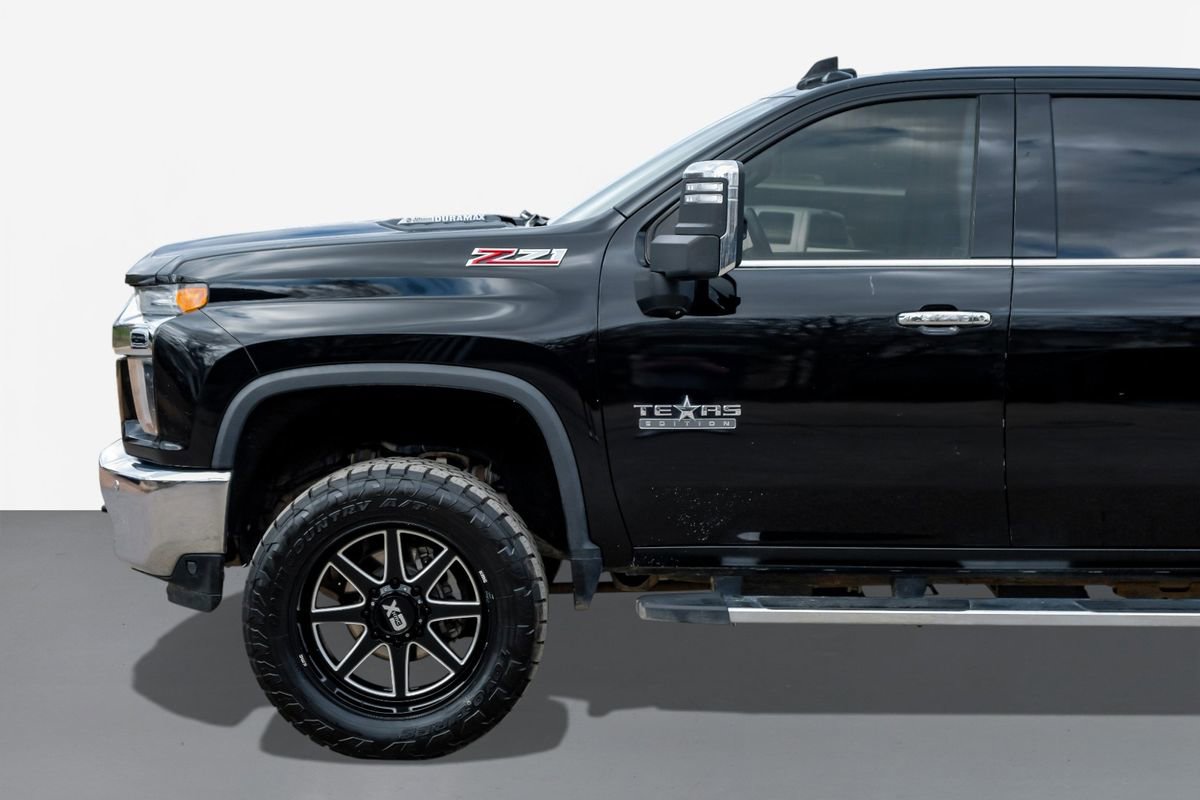 Used 2020 Chevrolet Silverado 2500 LTZ w/ LTZ Texas Edition image 12