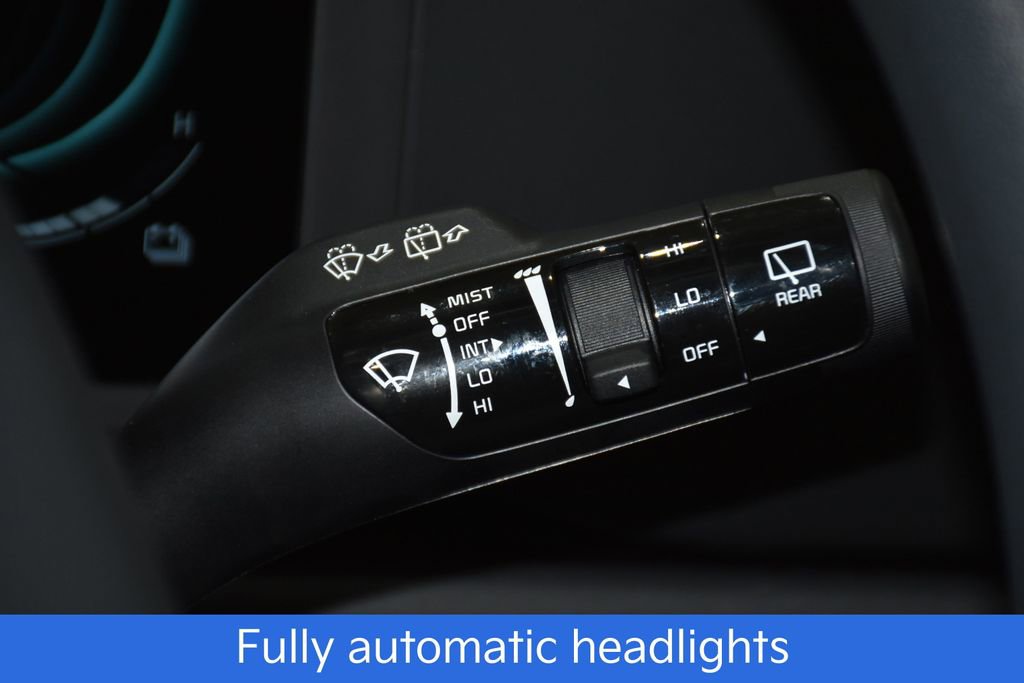 New 2026 Kia Niro LX image 12