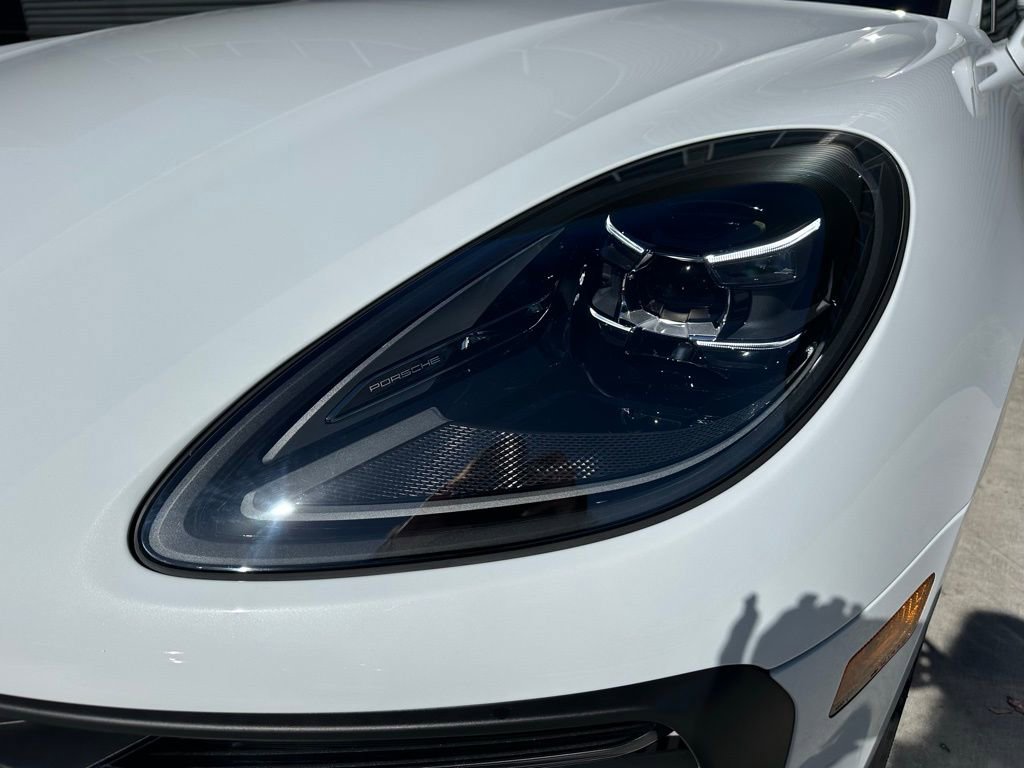 Used 2026 Porsche Macan S image 13