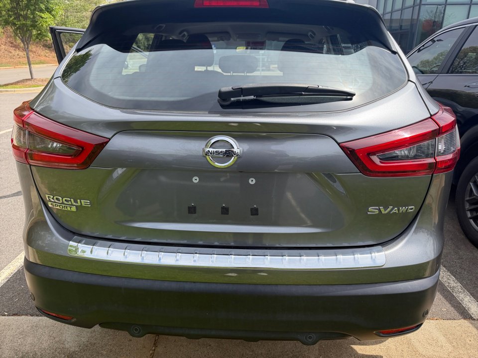 Used 2021 Nissan Rogue Sport SV AWD/4WD image 18