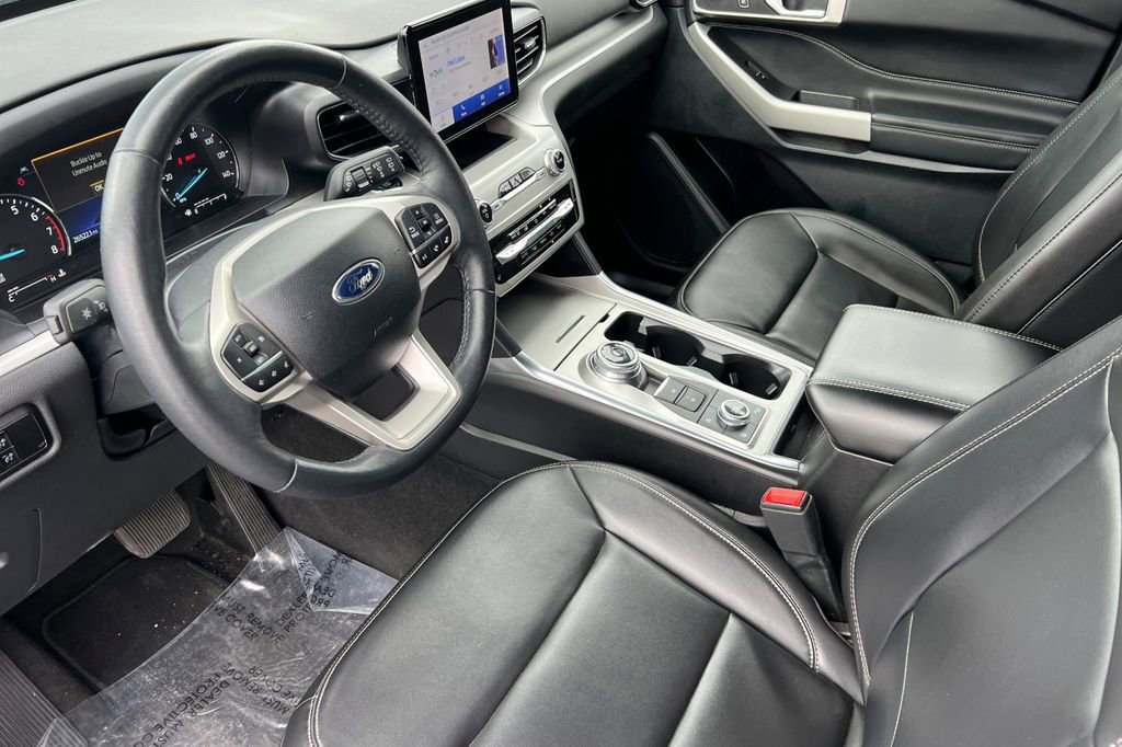 Certified 2024 Ford Explorer XLT w/ Equipment Group 202A image 12