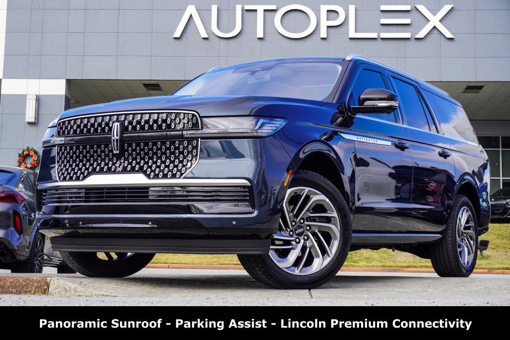 Used 2025 Lincoln Navigator L Reserve AWD/4WD video 1