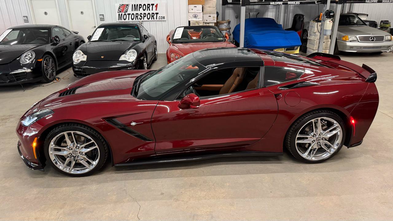 Used 2016 Chevrolet Corvette Stingray Coupe w/ 2LT Preferred Equipment Group RWD image 10
