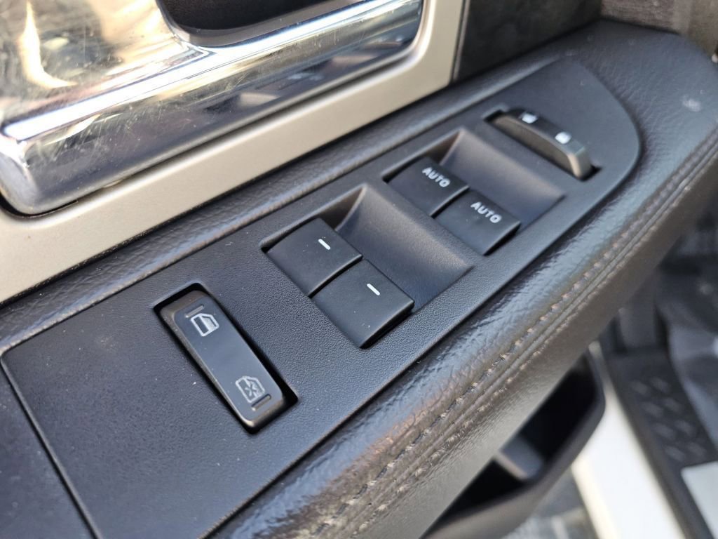 Used 2012 Ford F150 Platinum AWD/4WD image 31