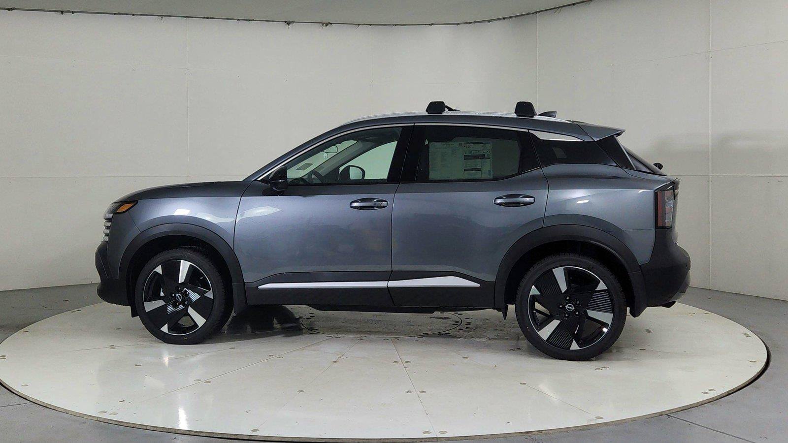 Used 2026 Nissan Kicks SR w/ Illumination Package AWD/4WD image 4