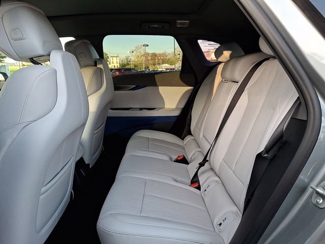 New 2026 Cadillac Optiq Sport 2 image 5