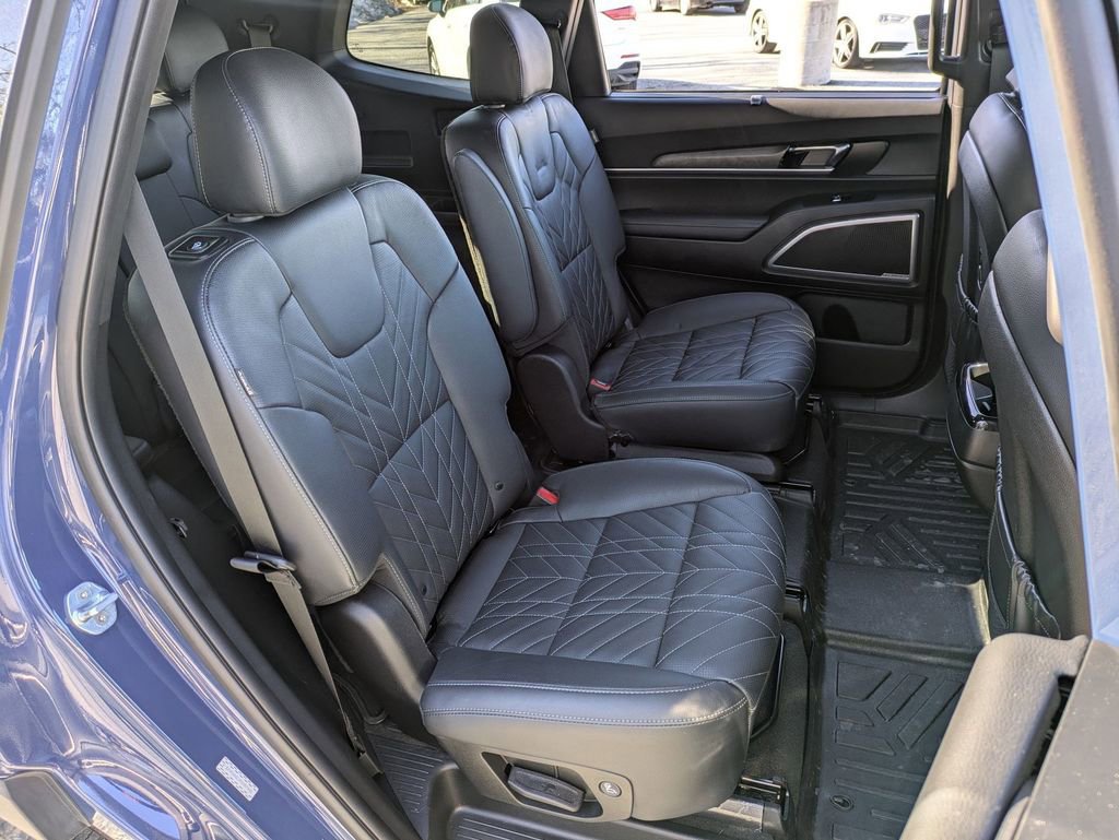 Used 2023 Kia Telluride EX X-Line AWD/4WD image 25