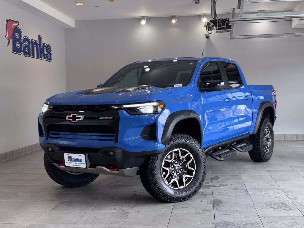 Certified 2025 Chevrolet Colorado ZR2 AWD/4WD image 2