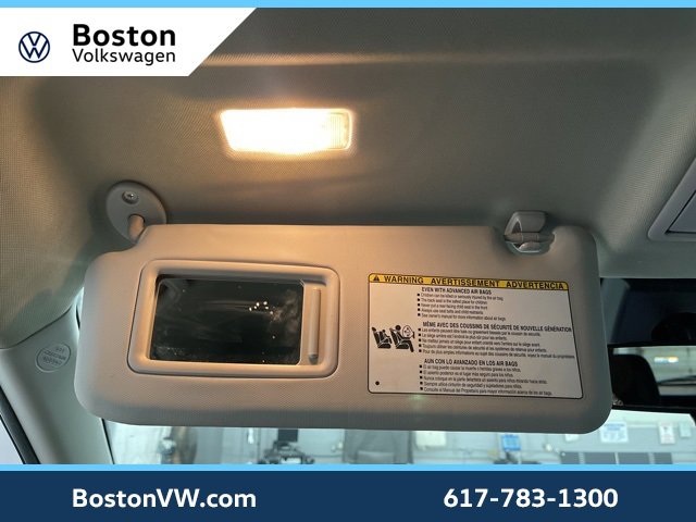 Used 2018 Toyota RAV4 LE image 24