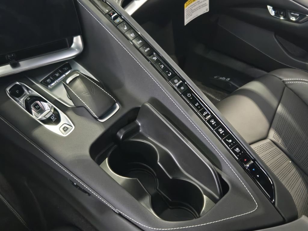 New 2025 Chevrolet Corvette E-Ray image 21