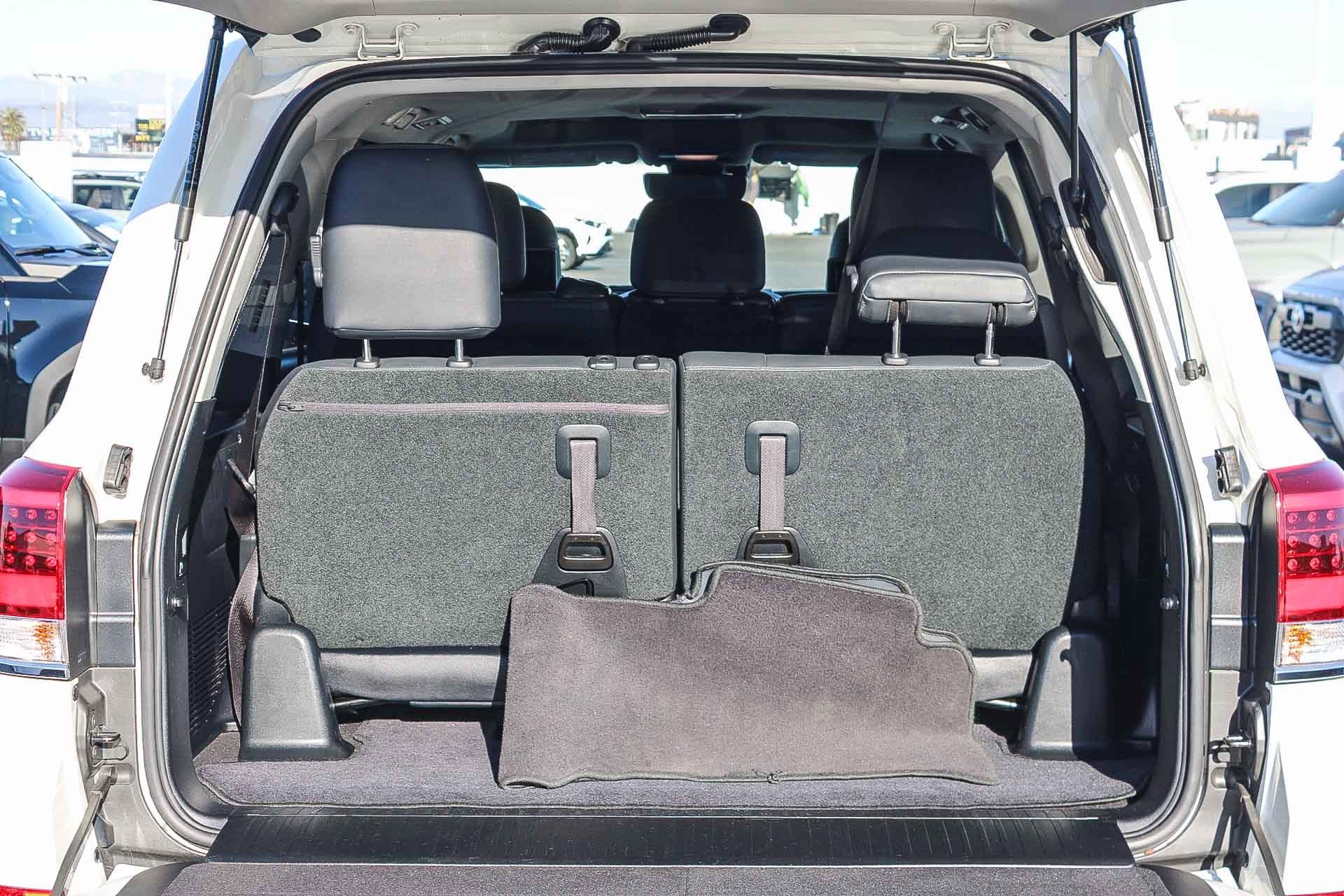 Certified 2021 Toyota Land Cruiser image 26