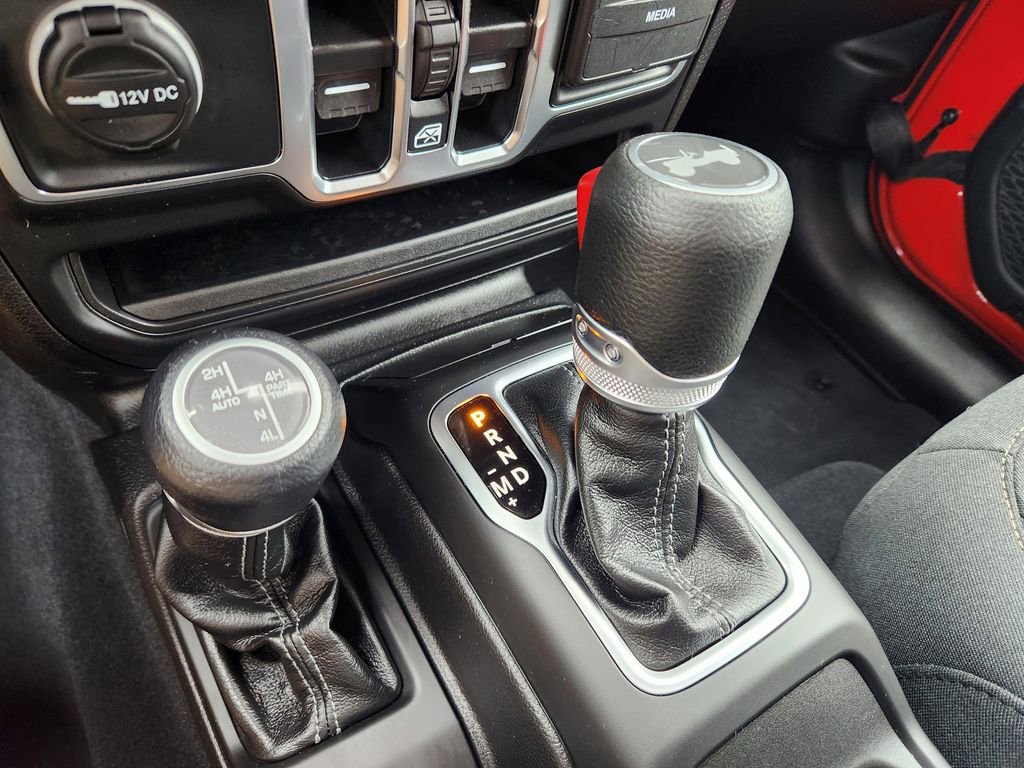 Used 2025 Jeep Wrangler Unlimited Sport S 4xe AWD/4WD image 22