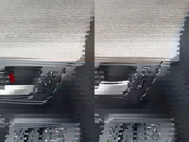 Used 2026 Toyota Grand Highlander Limited image 9