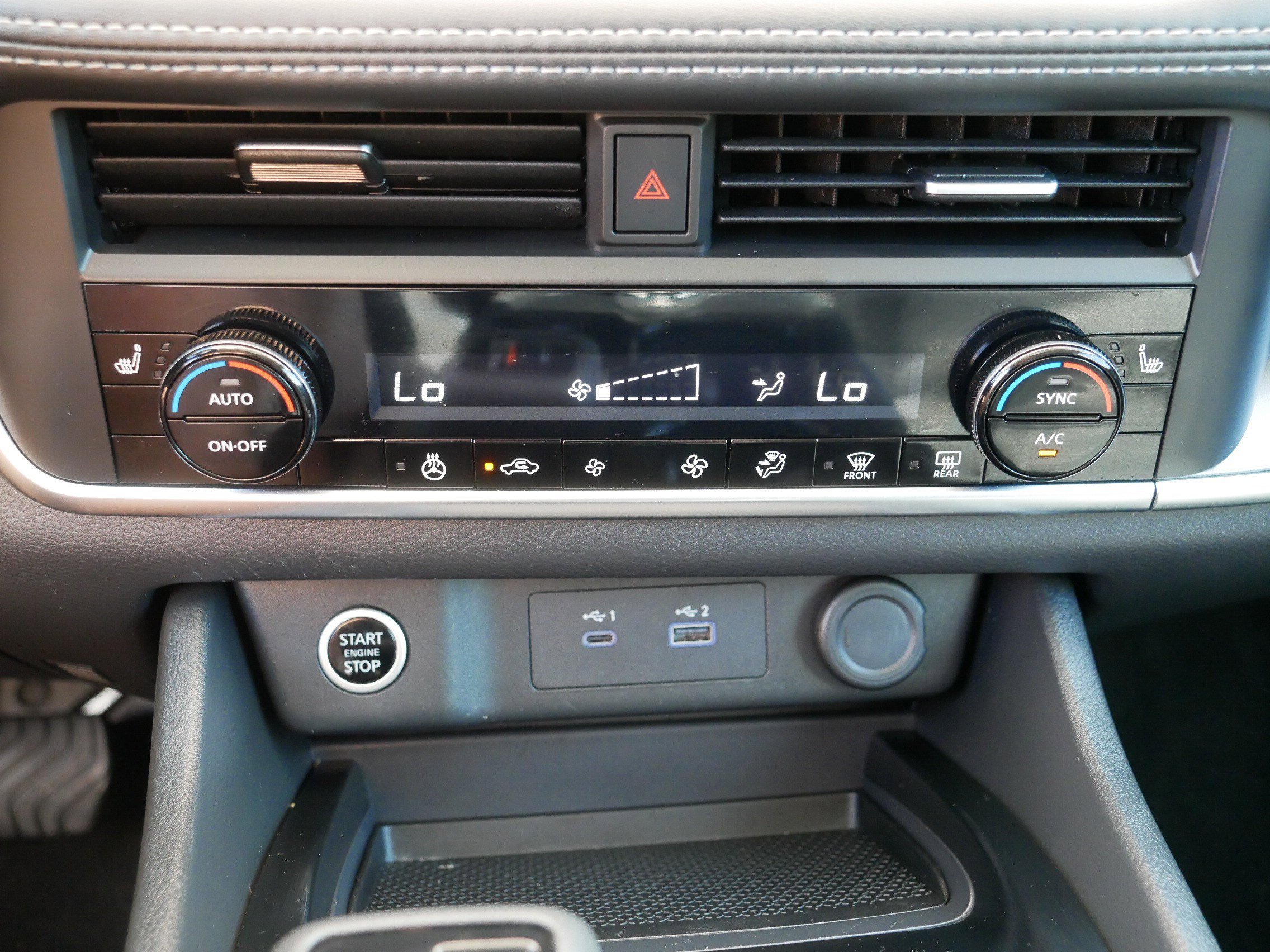 Certified 2023 Nissan Rogue SV w/ SV Premium B Package AWD/4WD image 23