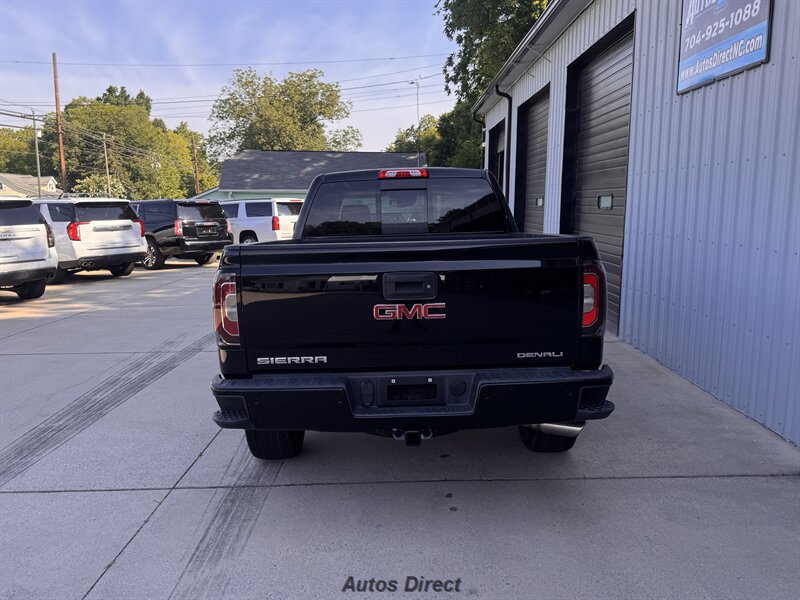 Used 2018 GMC Sierra 1500 Denali w/ Denali Ultimate Package AWD/4WD image 12