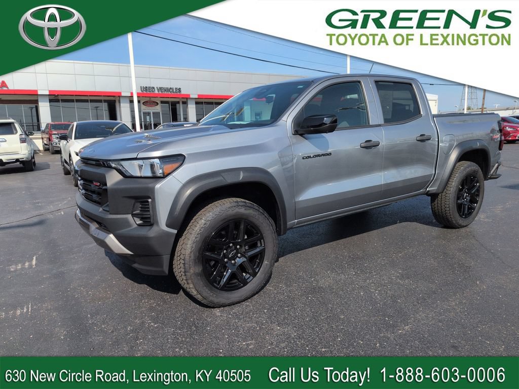 Used 2024 Chevrolet Colorado Trail Boss w/ Technology Package AWD/4WD image 1