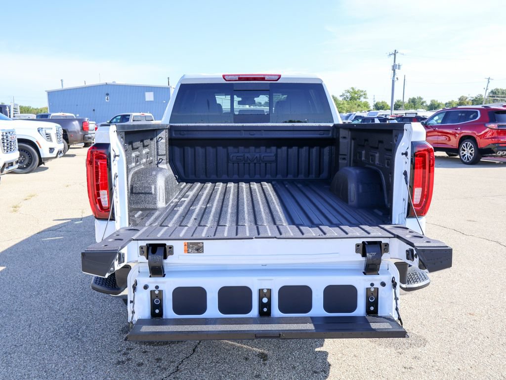 New 2026 GMC Sierra 1500 SLT w/ SLT Premium Plus Package AWD/4WD image 5