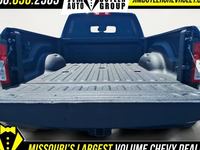 Used 2023 RAM 2500 Tradesman w/ Chrome Appearance Group AWD/4WD image 19