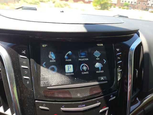 Used 2016 Cadillac Escalade Premium AWD/4WD image 7