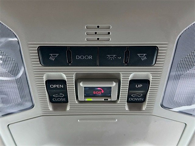 Used 2023 Toyota RAV4 XLE Premium image 22