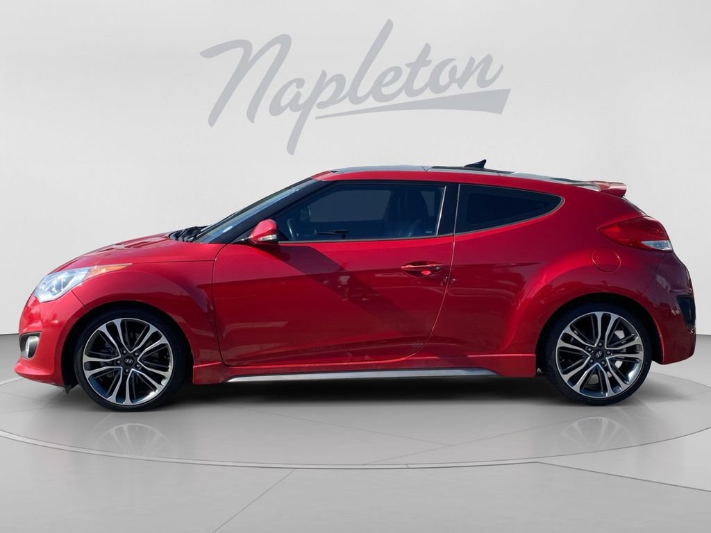 Used 2016 Hyundai Veloster Turbo w/ Option Group 04 FWD image 4