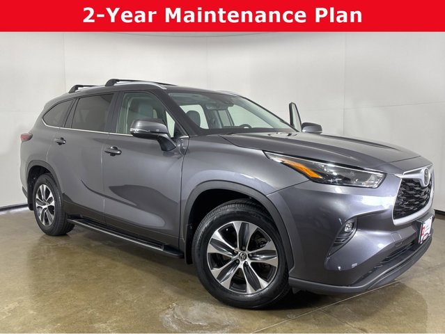 Used 2024 Toyota Highlander XLE