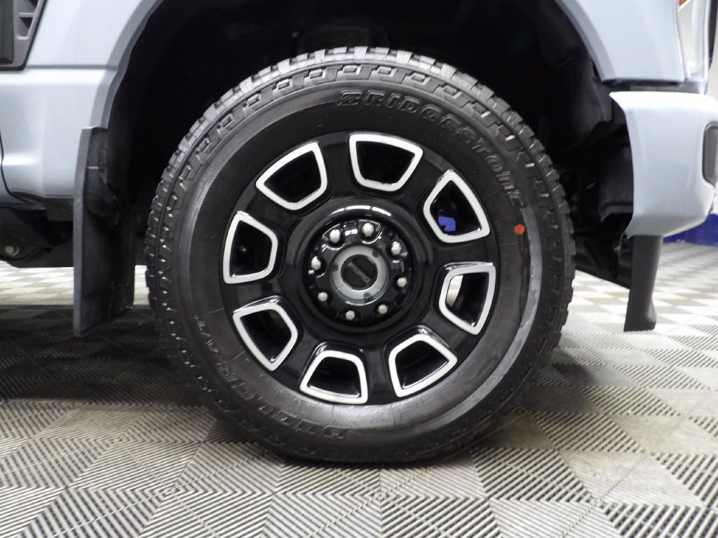 Used 2026 Ford F250 Platinum AWD/4WD image 11