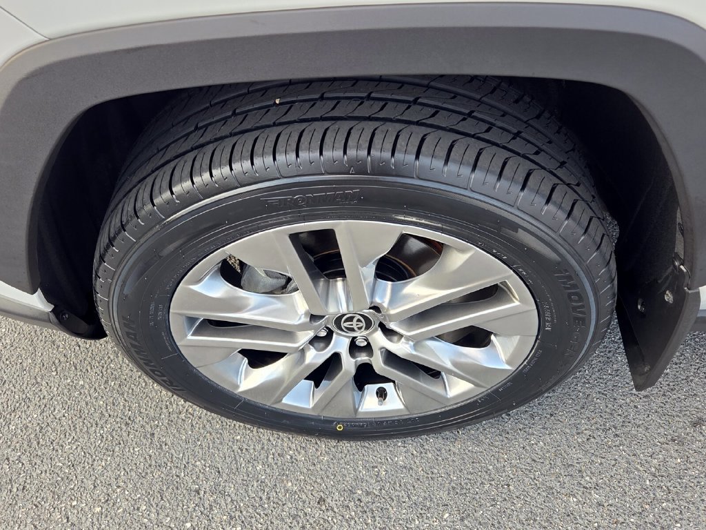 Certified 2024 Toyota RAV4 XLE Premium FWD image 19