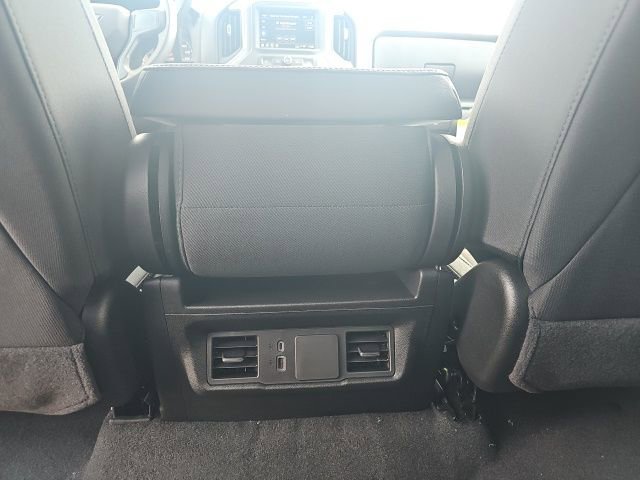 New 2025 Chevrolet Silverado 2500 Custom w/ Custom Value Package image 31