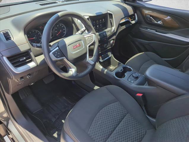 Used 2018 GMC Terrain SLE w/ Driver Convenience Package FWD image 9