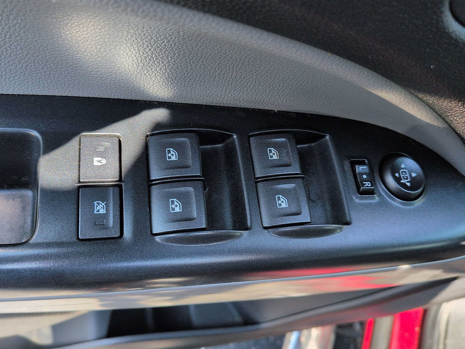 Used 2019 Chevrolet Colorado LT w/ LT Convenience Package RWD image 16