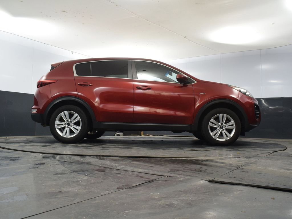 Used 2017 Kia Sportage LX AWD/4WD image 24