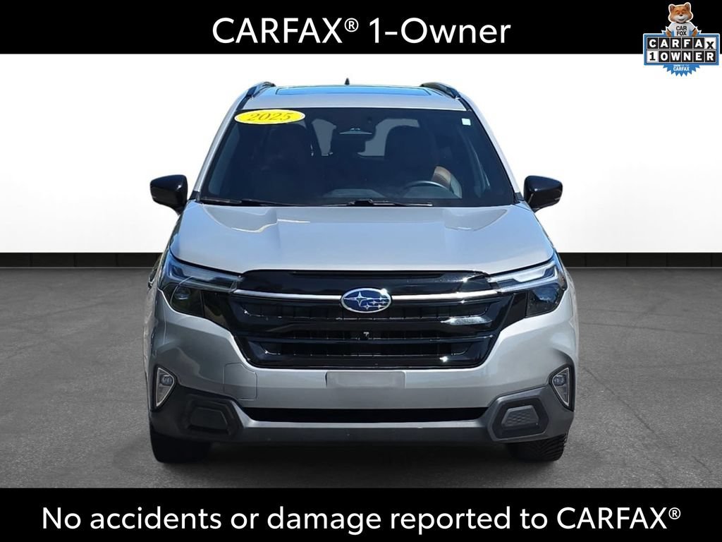 Used 2025 Subaru Forester Touring AWD/4WD image 2